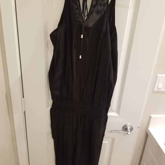 Jumpsuit - Picture 2 of 3